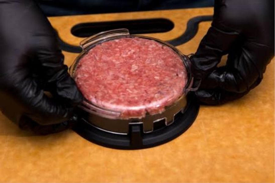 title Praska do burgerów Broil King 62475 z wgłębieniem w środku - po co jest zagłębienie