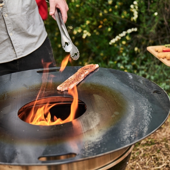 Napoleon Stalowa płyta grillowa do grilli węglowych 18