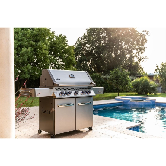 NAPOLEON Grill gazowy Prestige 665 z palnikiem rożna i palnikiem bocznym Sizzle Zone, Stal Szlachetna (P665RSIBPSS-PL)-