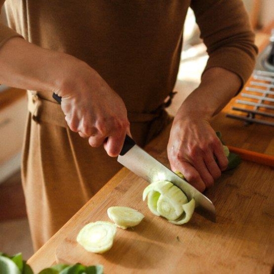 FISKARS Nóż typu Santoku a'6 (1057536)-106317